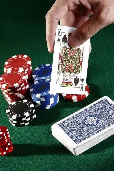 ye9 အွန်လိုင်း ကတ်ဂိမ်း Poker Rummy Myanmar MMK